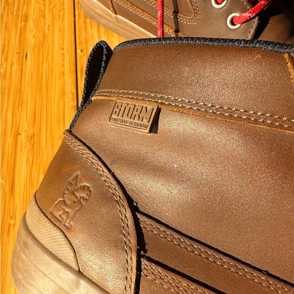 Chrome Industries STORM 415 TRACTION BOOT - Picture 5 of 5